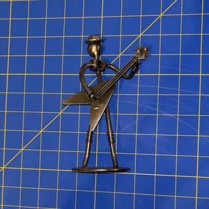 Stylish Metal Musiciab Sculpture